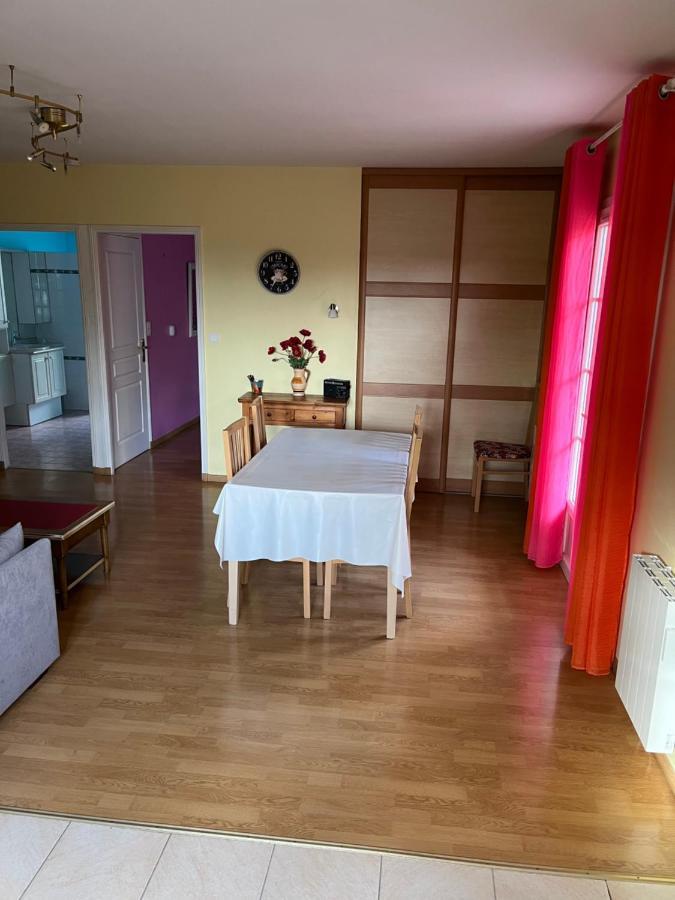 Logement Vic-Fezensac Bagian luar foto